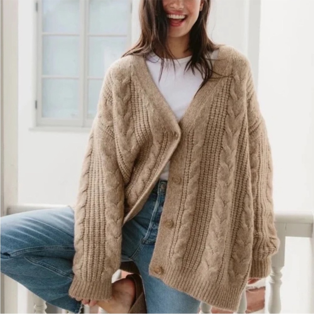 Jenni Kayne Cable Cocoon Cardigan in Sand, size XS - Picture 1 of 6